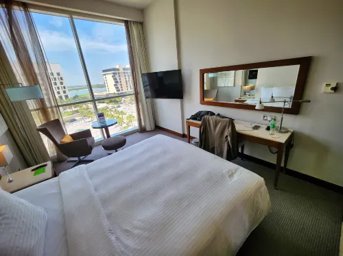 Centro Yas Island Rooms Photos