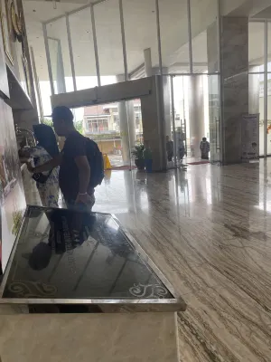 Hotel Santika Tasikmalaya Öffentliche Flächen Photos