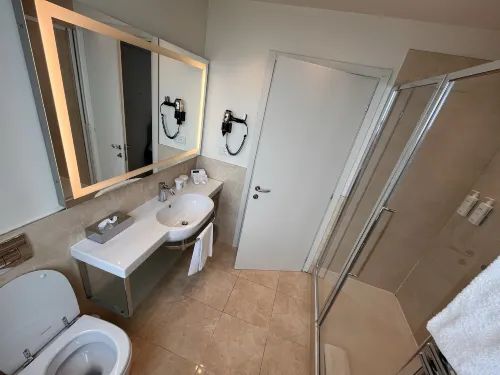 UNA HOTELS Century Milano Camere Photos