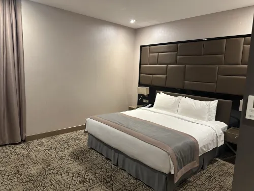 Wyndham Grand Tbilisi Rooms Photos