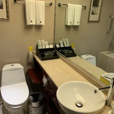 San Want Hotel Rooms Photos