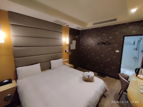 IN99 Hotel Chambres Photos