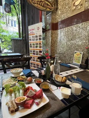 Little Saigon Boutique Hotel Restauration Photos