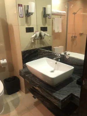 AN Hotel الغرف Photos