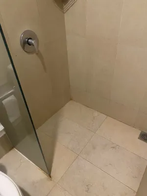 Whiz Prime Hotel Basuki Rahmat Malang Kamar Photos
