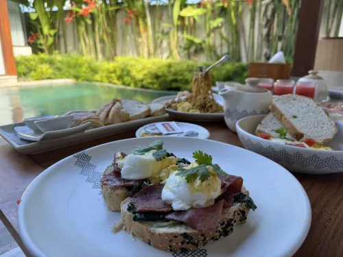 Asvara Villa Ubud by Ini Vie Hospitality Makanan Photos
