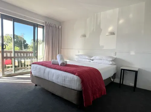 Alpine-Pacific Holiday Park Zimmer Photos