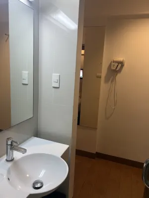 Red Planet Cebu Rooms Photos