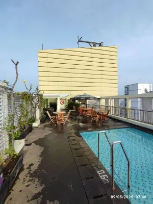 Novotel Jakarta Gajah Mada Relaksasi & Rekreasi Photos