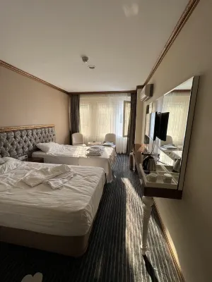 Grand Sera Hotel Camere Photos