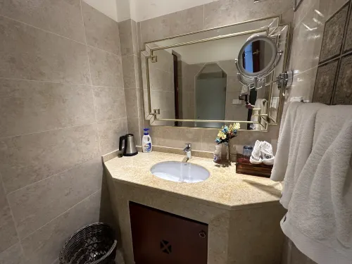 Dali JixiangWannian Apartment Hotel (Erhai Gate Renmin Road) Zimmer Photos