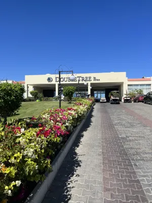 DoubleTree by Hilton Sharm El Sheikh - Sharks Bay Resort Exterior Photos