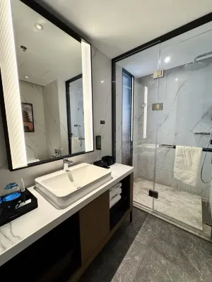 Hampton by Hilton Hangzhou West Lake Lakeside Wulin Square Chambres Photos