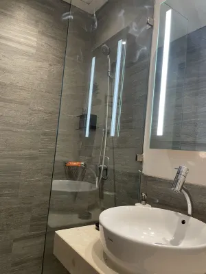 Juno Tanah Abang Jakarta Kamar Photos