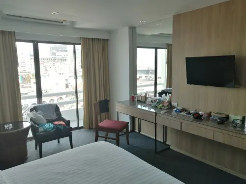 Royal Palace Hotel Rooms Photos