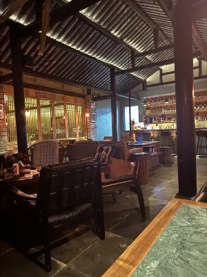 Governor's Mansion Courtyard•Centennial Old House• Vacation Homestay 식사 Photos
