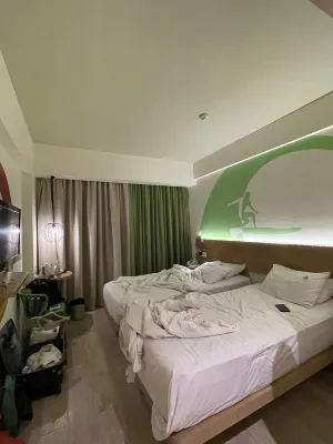 MaxOne Hotel Bukit Jimbaran Kamar Photos