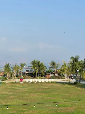 Whiterock Beach Hotel and Waterpark À proximité de l'hôtel Photos