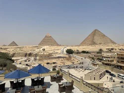 Egypt Pyramids Inn Near Hotel Photos