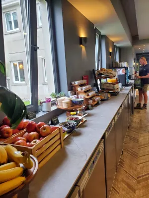 Kinlay Hostel Eyre Square Photos