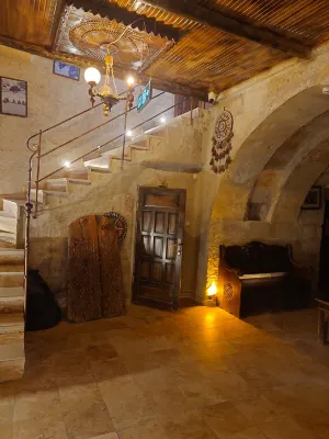 Travel Inn Cave Hotel Espaces publics Photos