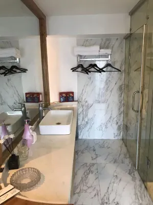 Miss Inn (Zhangjiajie Forest Park Biaozhimen) Kamar Photos