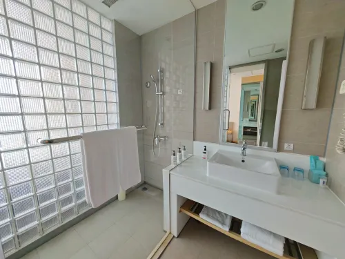 Holiday Inn Express Luoyang City Center Kamar Photos