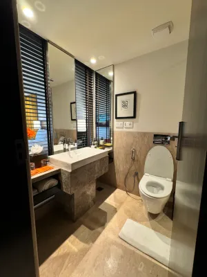 The Raintree, St. Mary’s Road Rooms Photos