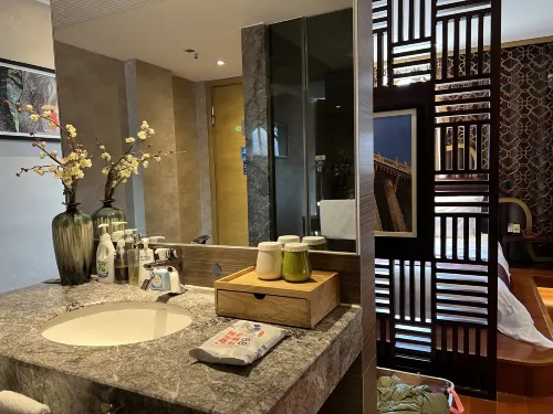 PFKBoutiqueHotel (Xianju Yangmei Huashang Tiancheng Wuyue Plaza) Rooms Photos