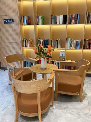 1 Million Hotel Aree comuni Photos