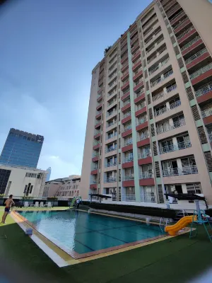 Evergreen Place Siam by UHG Exterior Photos