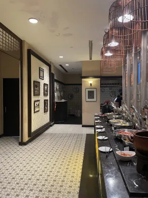 Grand Diamond Hotel Yogyakarta (Formerly Grand Quality Hotel) Makanan Photos