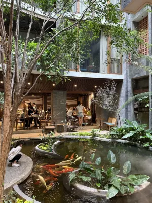 Minh Boutique Area Publik Photos
