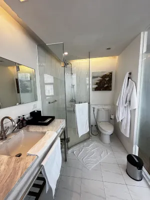 JC Kevin Sathorn Bangkok Hotel Rooms Photos