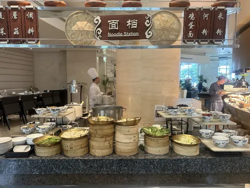 Shangri-La Dubai Restauration Photos