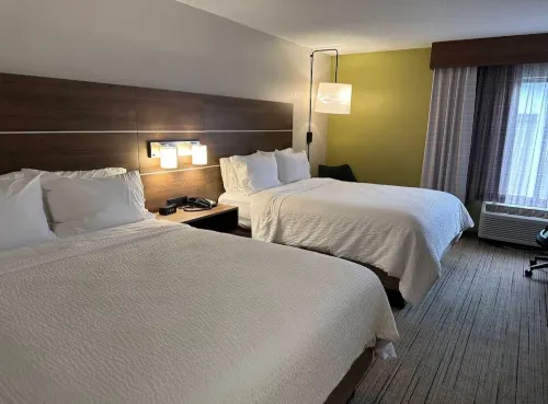 Holiday Inn Express Raleigh-Durham Airport Chambres Photos