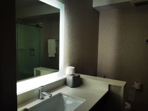 Holiday Inn Express & Suites Portland Airport Chambres Photos