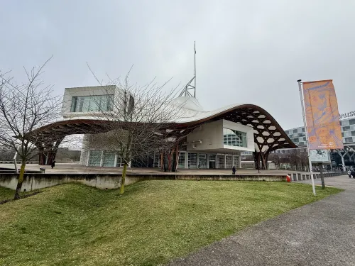 Campanile Metz Centre - Gare Photos