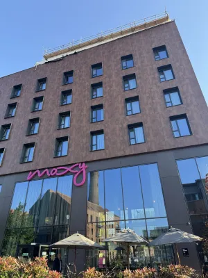Moxy Chester Extérieur Photos