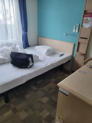 Toyoko Inn Tozai-Sen Kiba-Eki Chambres Photos