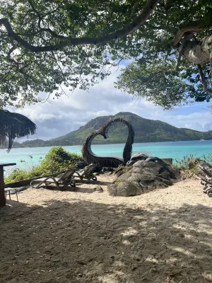 JA Enchanted Waterfront Seychelles بالقرب من الفندق Photos