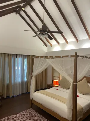 Medhufushi Island Resort Rooms Photos