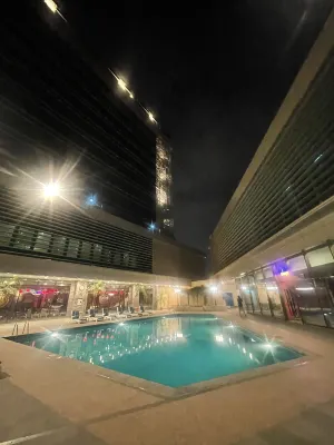 Mövenpick Hotel Karachi Photos
