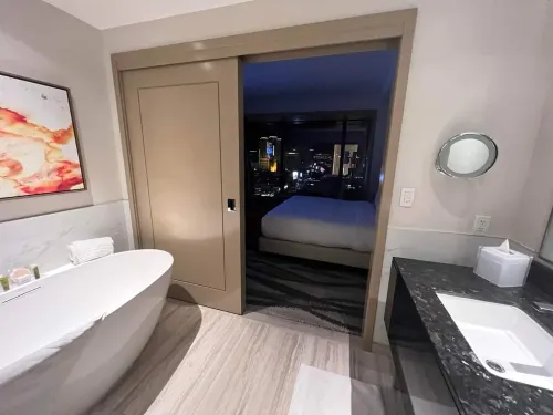 Conrad Las Vegas at Resorts World Chambres Photos