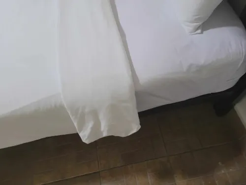 Phratamnak Inn - 100 Meter from Beach Zimmer Photos