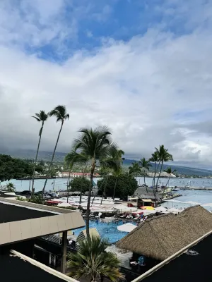 Courtyard by Marriott King Kamehameha's Kona Beach Hotel Photos