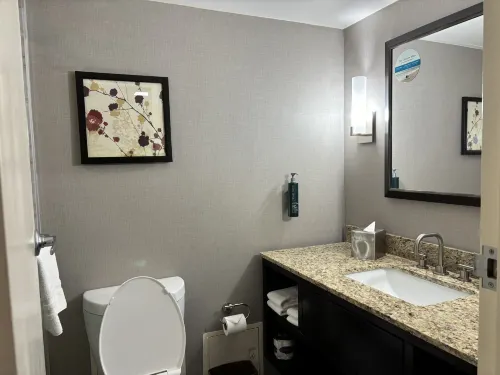 Doubletree by Hilton Los Angeles Downtown Rooms Photos
