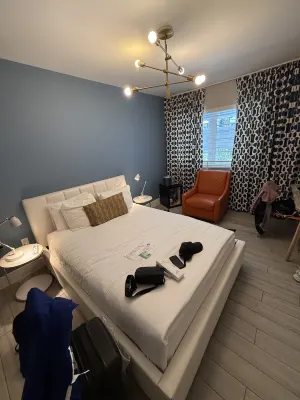 Oceanside Hotel and Suites Rooms Photos