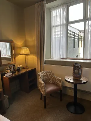Lakehouse at the Waterhead Inn Rooms Photos
