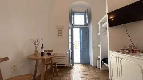 Pantelia Suites Rooms Photos
